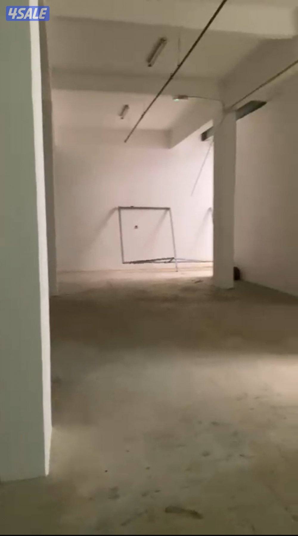 للايجار سرداب في الري ١٠٠٠متر2