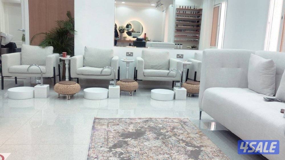 صالون نسائي مجهز من المالك مباشرة1