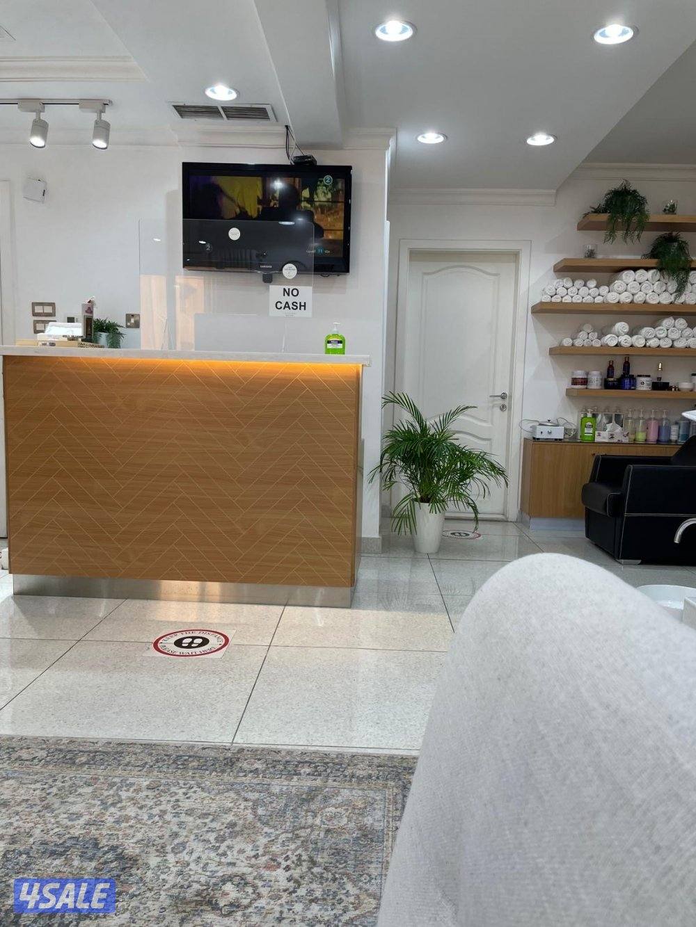 صالون نسائي مجهز من المالك مباشرة4