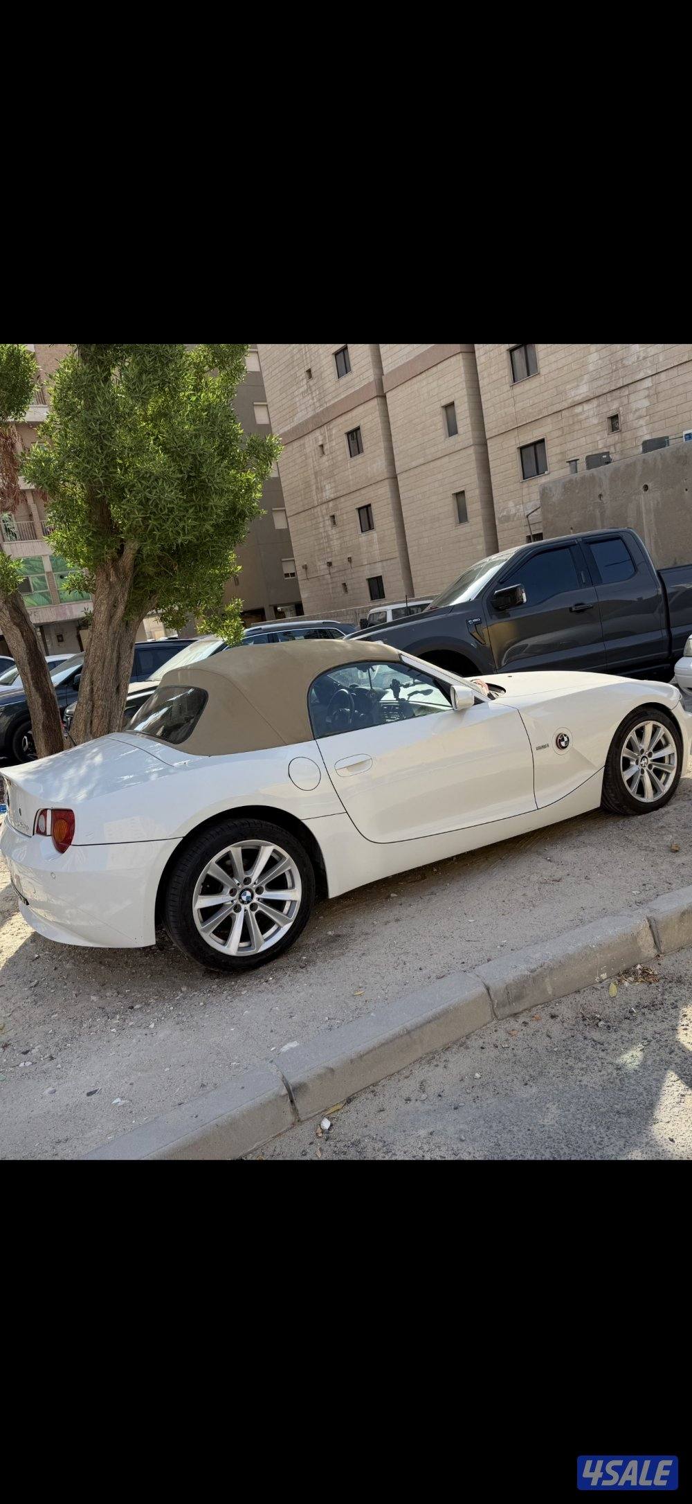 صبغ الوكاله بحاله ممتازه BMW Z4 20040