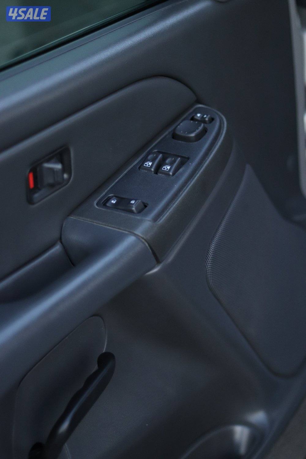 جمس ٢٠٠٦ قير عادي أساس سييرا مخصّر9