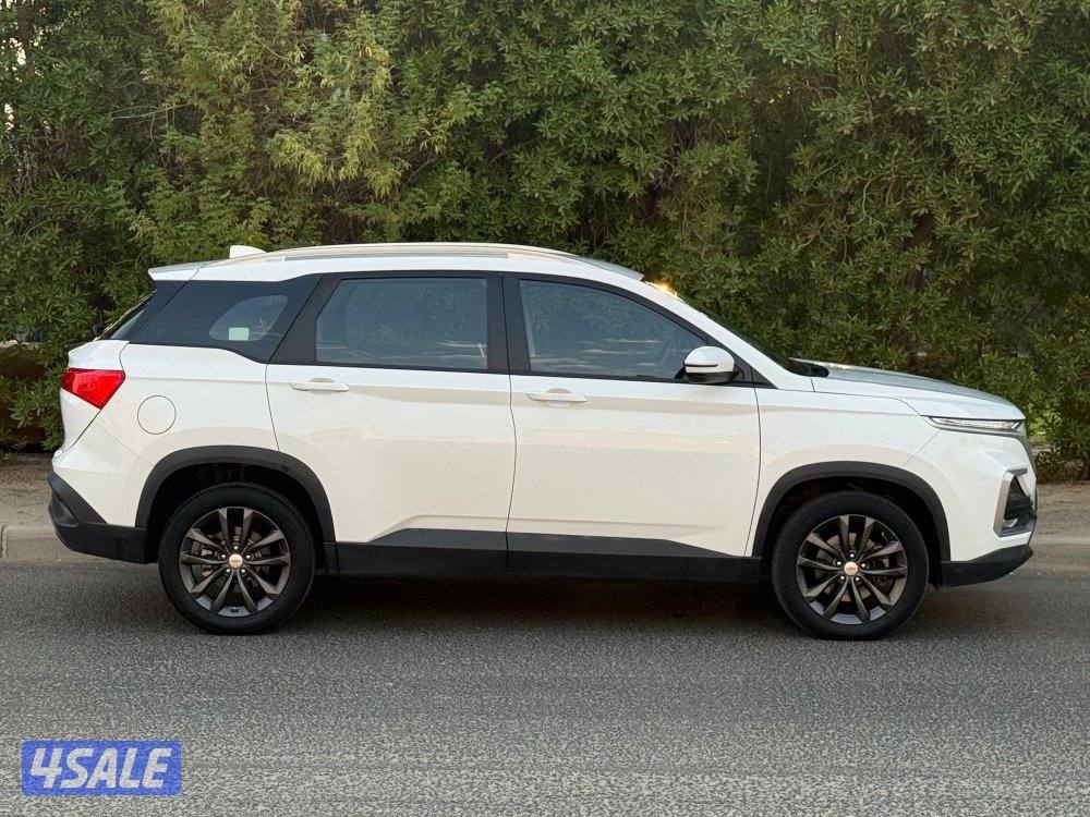 للبيع جيب كابتيفا موديل 20233