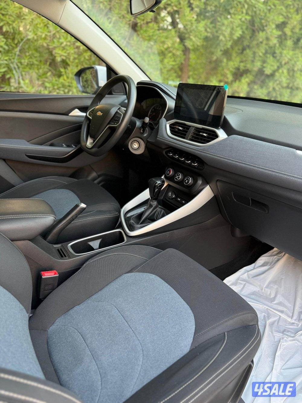 للبيع جيب كابتيفا موديل 202310