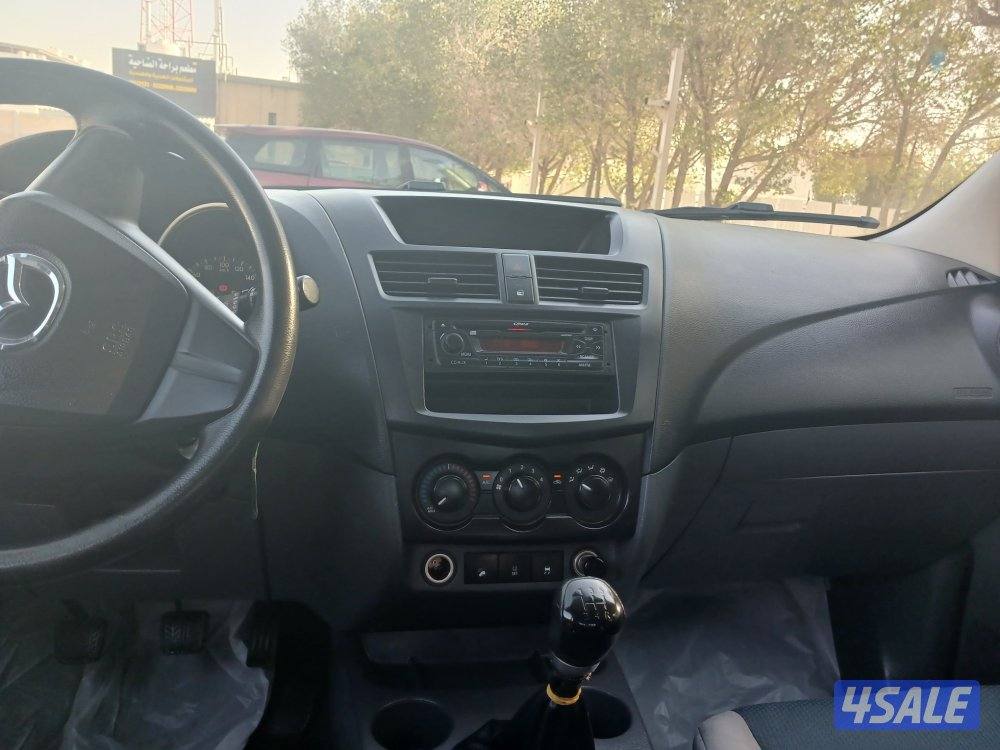 وانيت _مازدا_20204