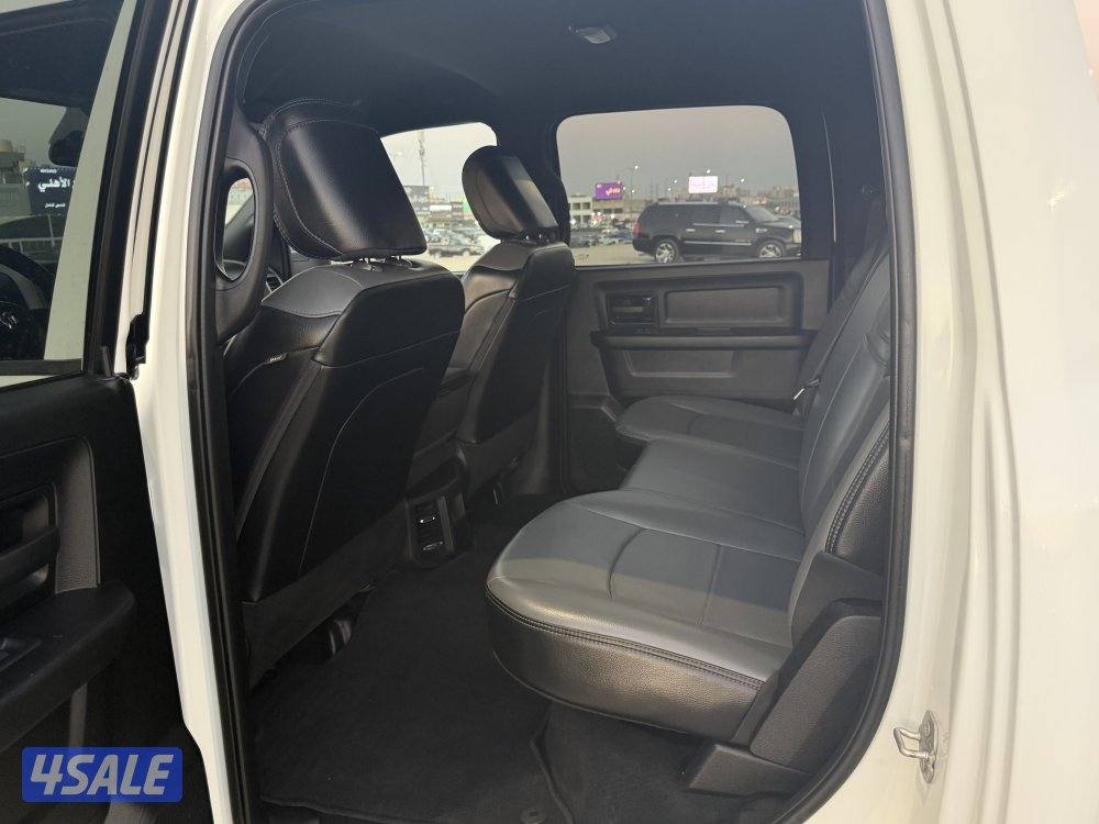 للبيع وانيت دودج رام 2023HD5