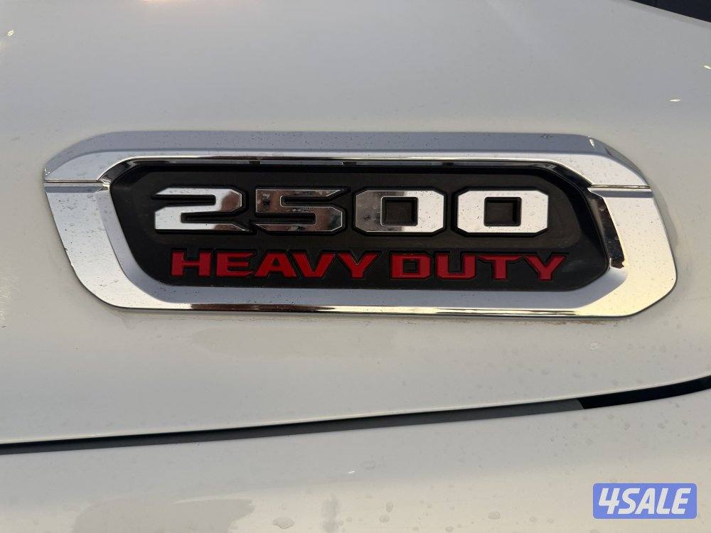 للبيع وانيت دودج رام 2023HD8