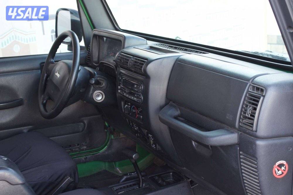 للبيع جيب رانجلر موديل 20044