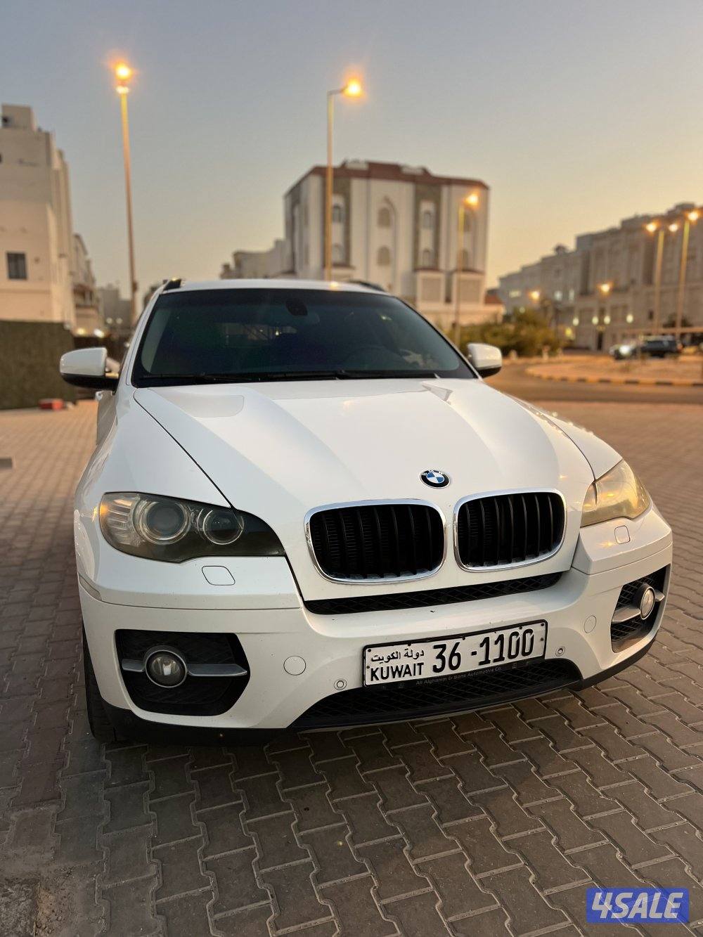 للبيع BMW X6 موديل 2009 أبيض من داخل تان صبغ الوكاله1