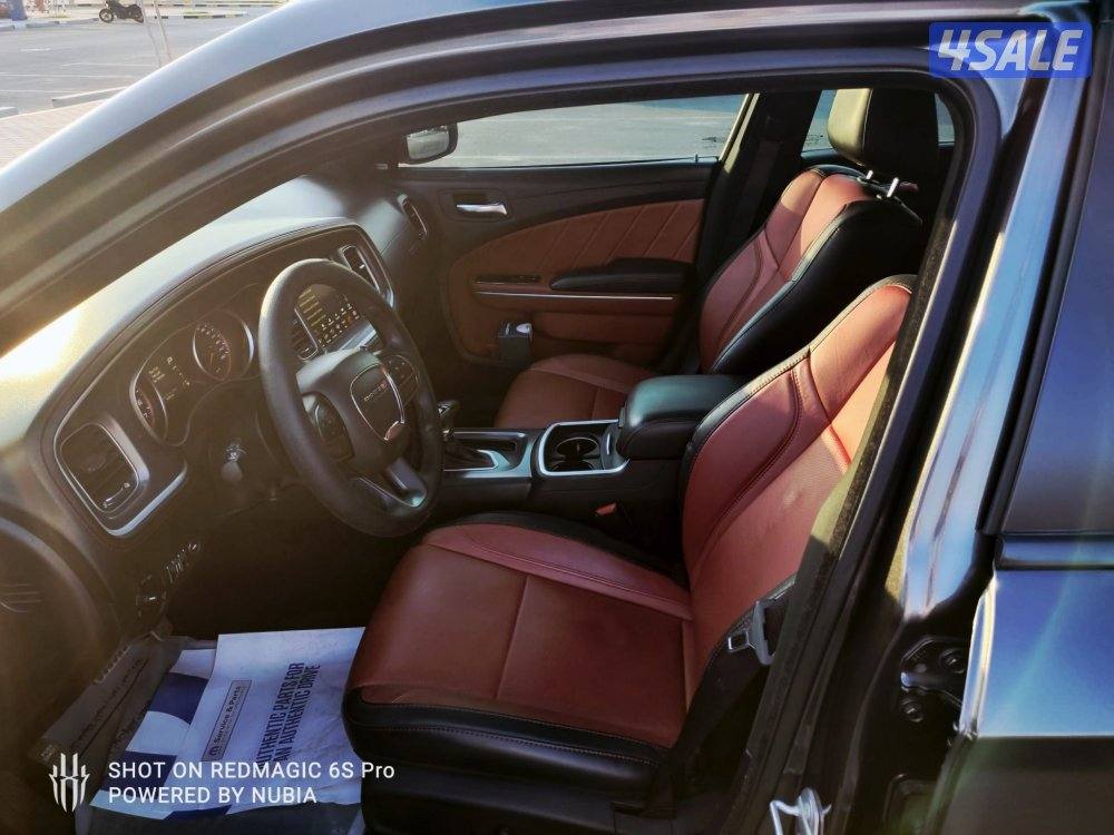 للبيع تشارجر ار تي ٢٠٢٢ صبغ وكاله7