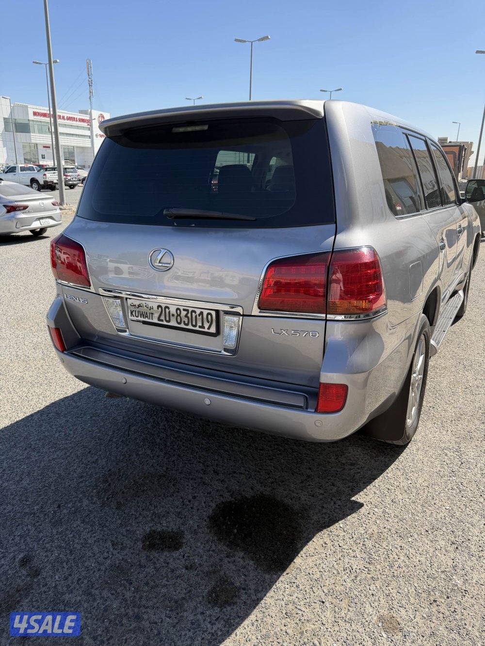 للبيع جيب لكزس موديل 20092