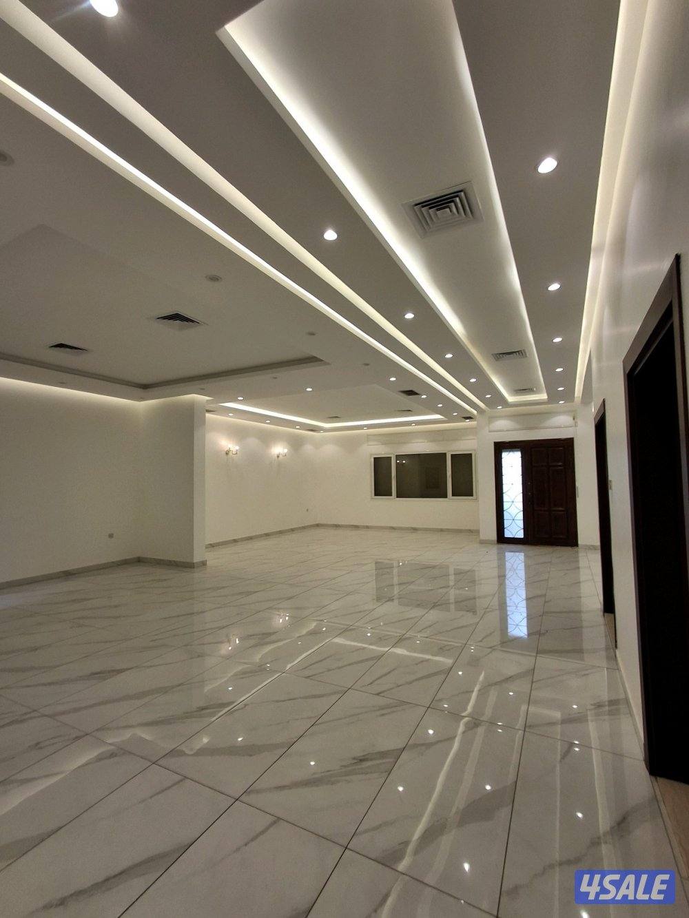 للإيجار دوبلكس راقي في جنوب عبدالله المبارك0