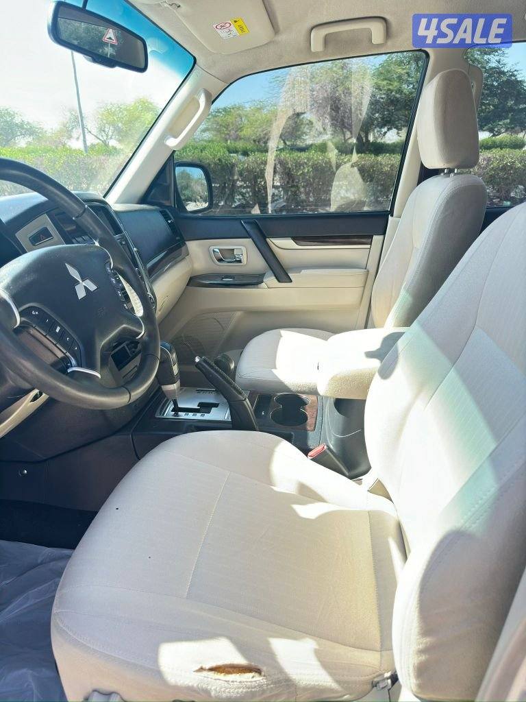 باجيرو 2017  ماشي 250  الف  شرط الفحص6