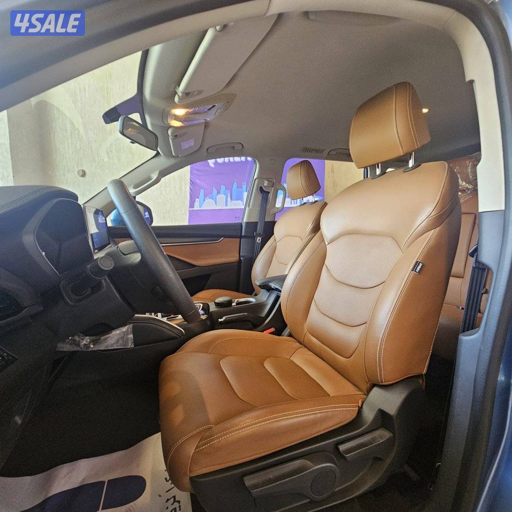 2022 Maxus D90 Executive Luxury – 4×4 • Leather • KWD 4,0004
