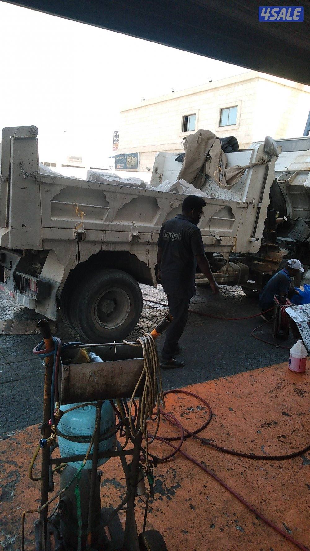 نساف رمل وصلبوخ وحمولة انقاض وسماد وتربه زراعيه واسفلت9