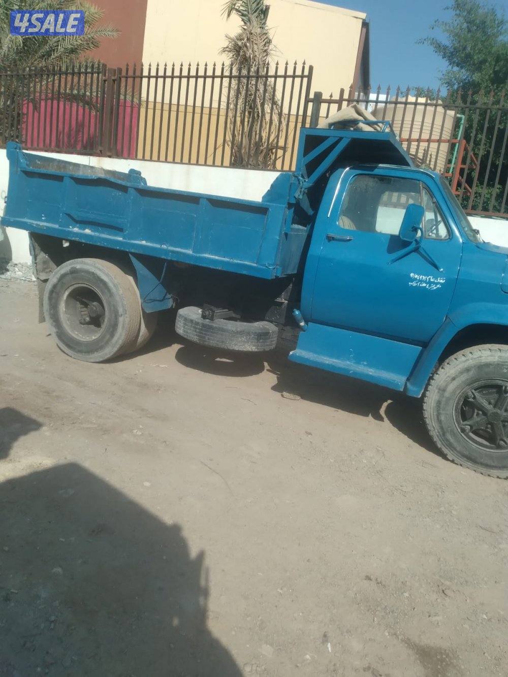 نساف رمل وصلبوخ وحمولة انقاض وسماد وتربه زراعيه واسفلت12