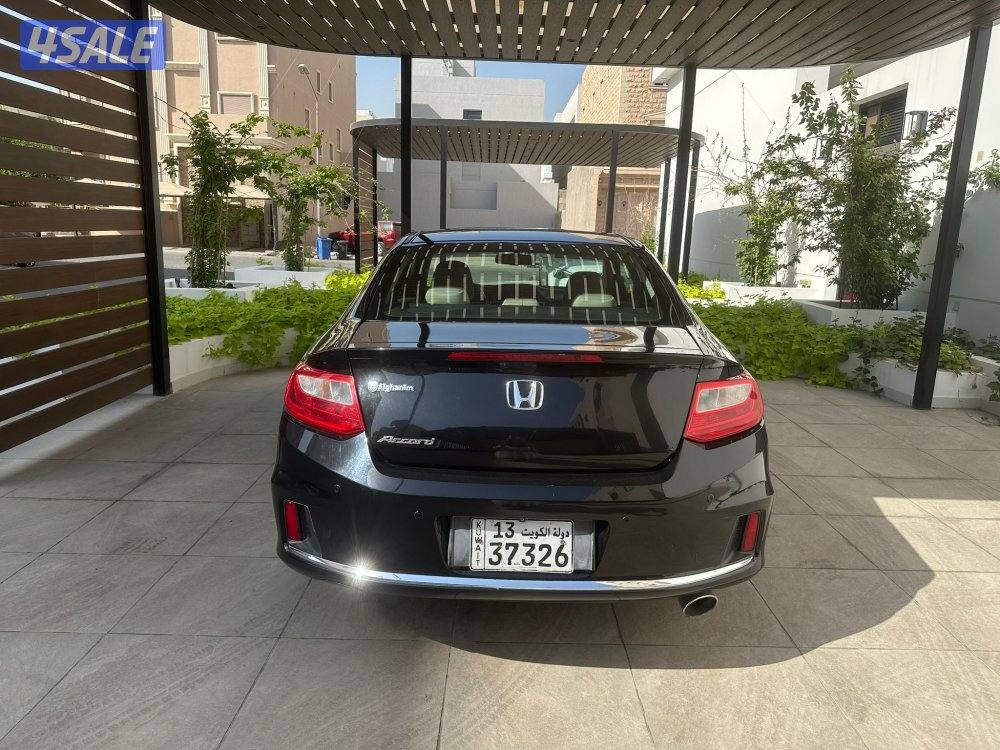 هوندا اكورد بحالة الوكالة1