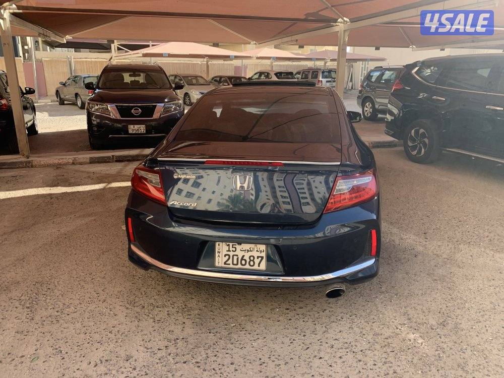 للبيع هوندا اكورد موديل ٢٠١٧ ماشي ٩٨ ألف كم1