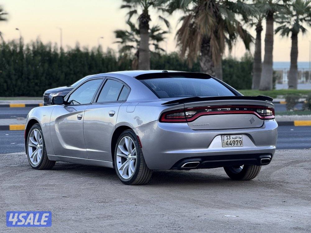 للبيع دودج تشارجر موديل 20151