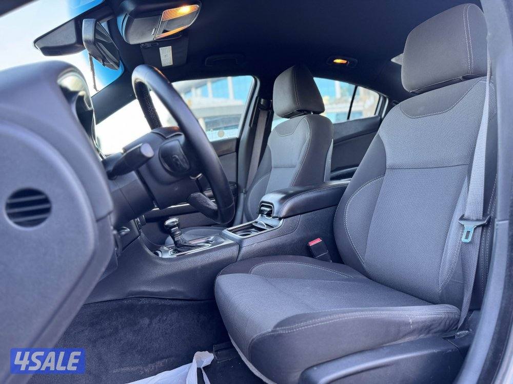 للبيع دودج تشارجر موديل 20156