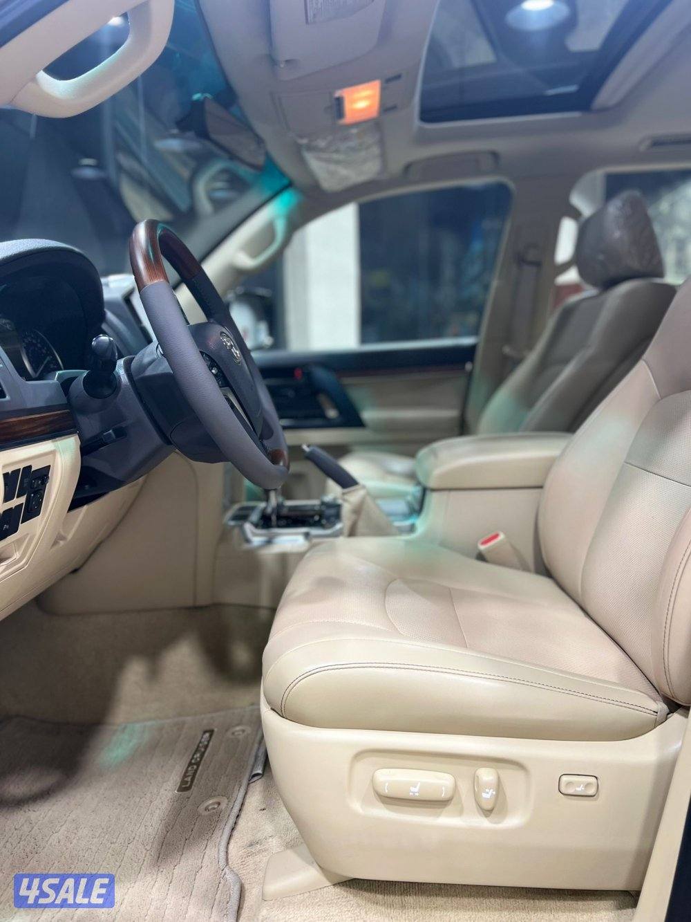 لاندكروزر GX.R جلد زوايد موديل 2017 ماشي 107 صبغ الوكالة بحالة نادرة6