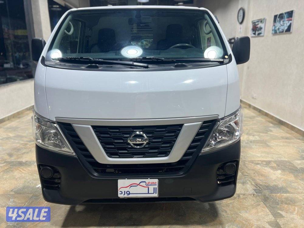 باص مقفل نيسان اورفان قير عادي موديل 2020 ماشي 58 الف بحالة ممتازة5