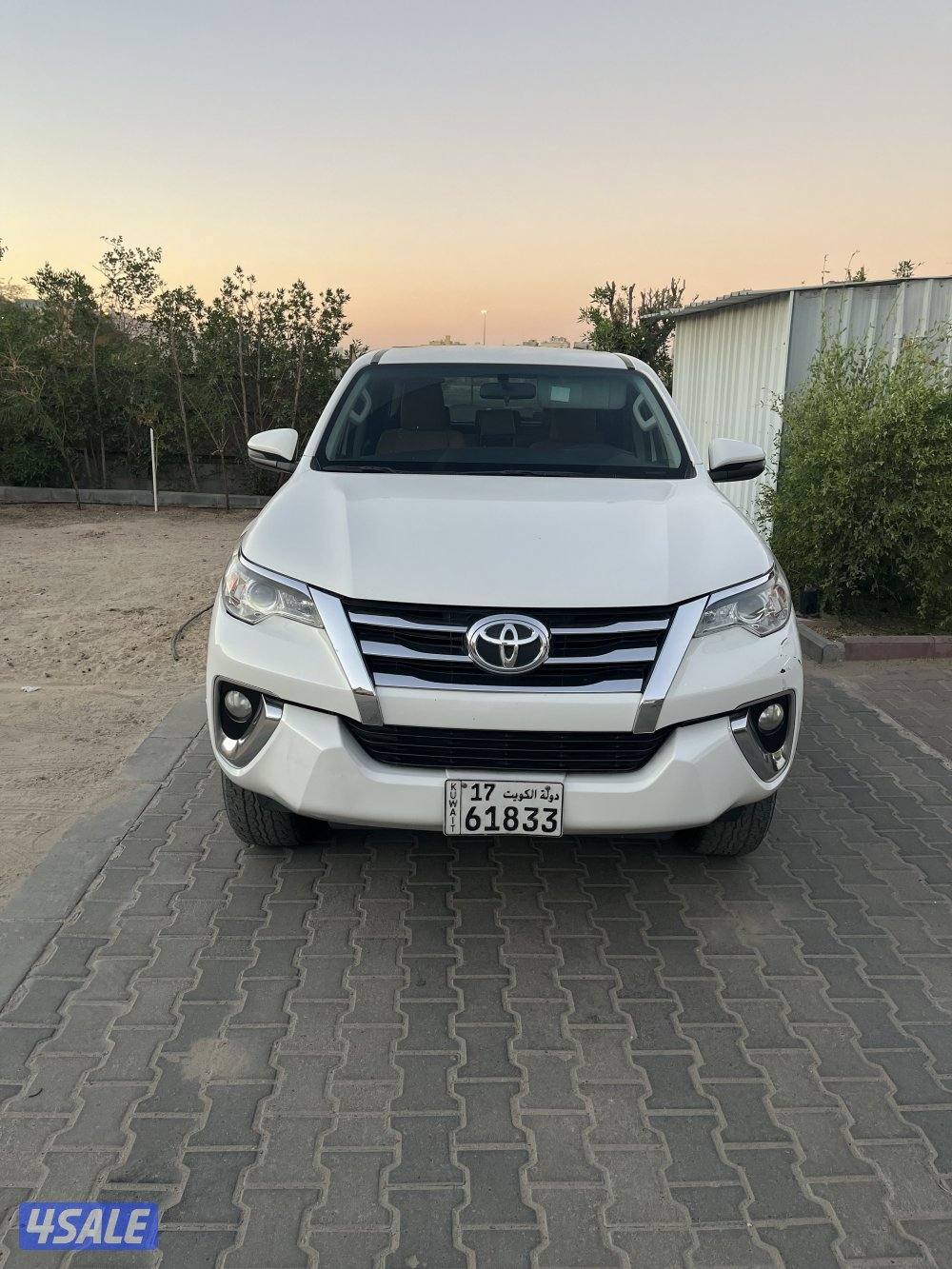 البيع جيب فورتنر موديل 2020 4 سلندر واتس اب صبغ الوكالة1