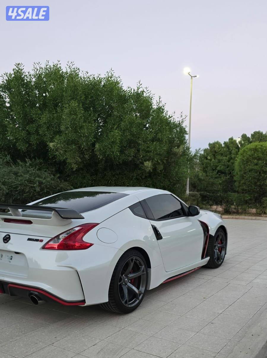 370z nismo OEM+ للبيع نيسان زد0