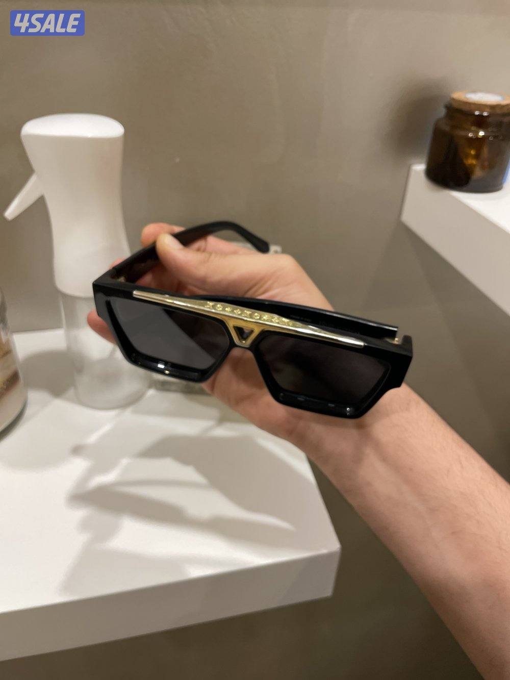 نظارة ال في LV شراء بوتيك ميكانوس5