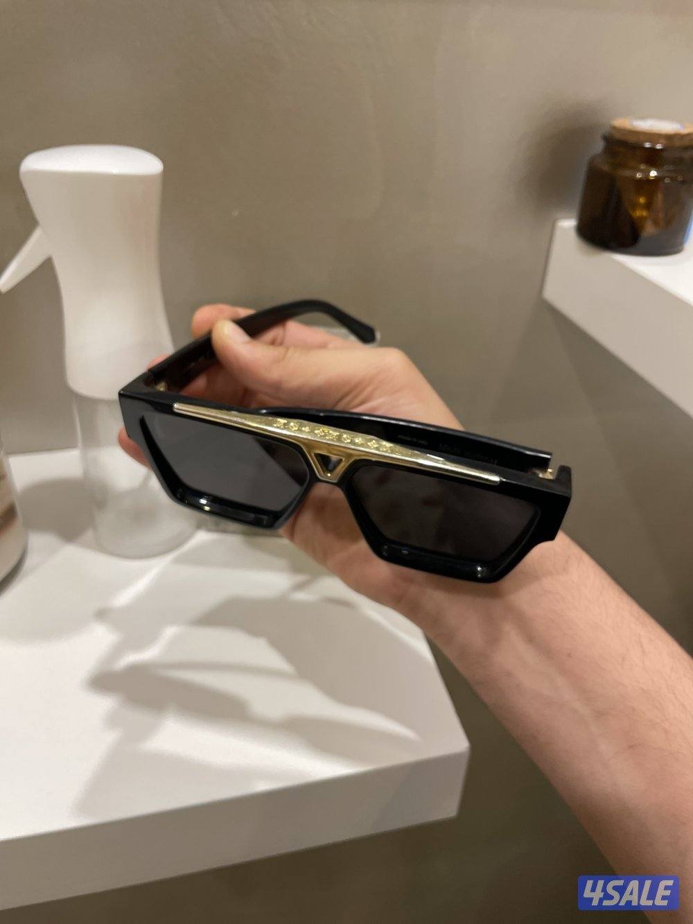 نظارة ال في LV شراء بوتيك ميكانوس6