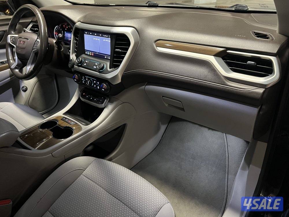 جي ام سي اكاديا SLE موديل 202012