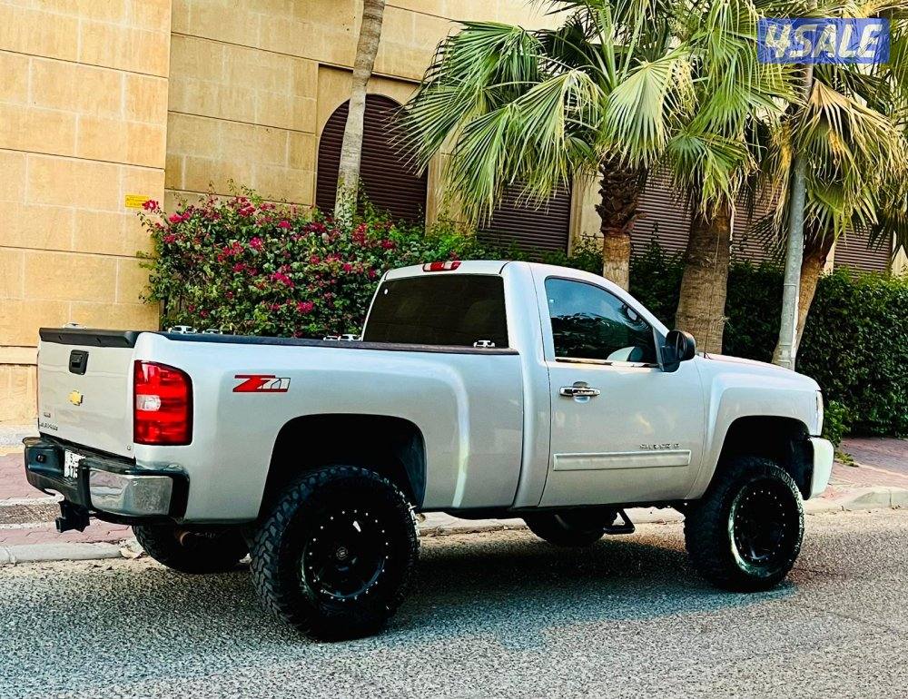 للبيع سلفرادو LT2