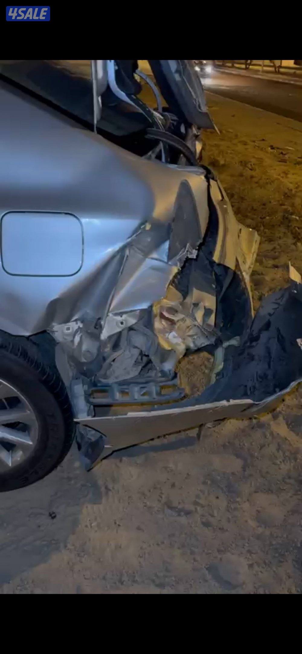 للبيع كامري ٢٠١٧ جايها حادث البيع على حالتها0