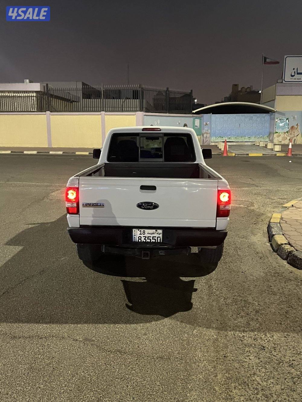 وانيت فوردFX2 2011شرط الفحص كامل قير مكينه شاصي قير عادي اساس0