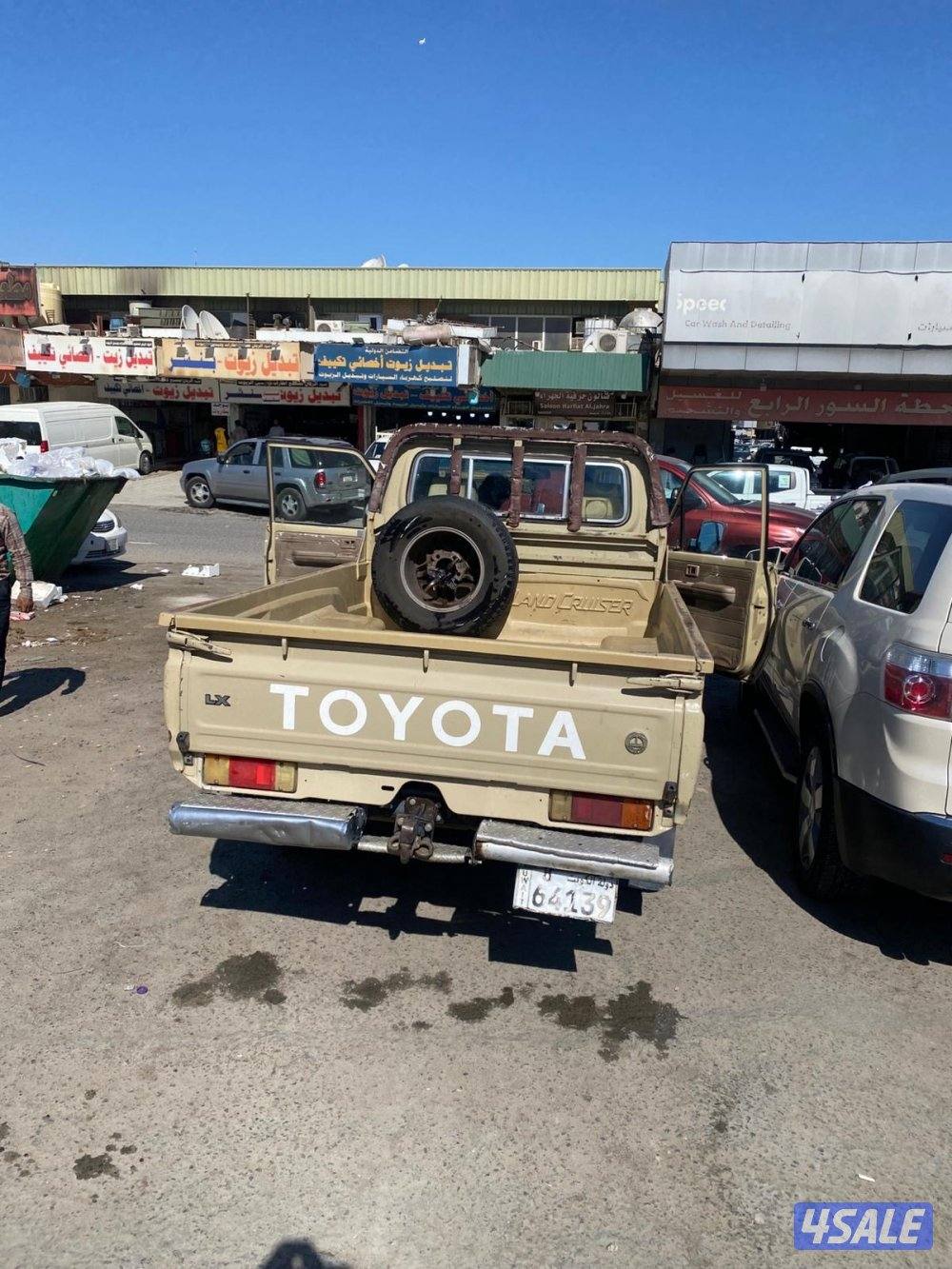 للبيع تويوتا شاص موديل 2012 السياره نظيفه جدا واستعمال يومي فحص كامل0