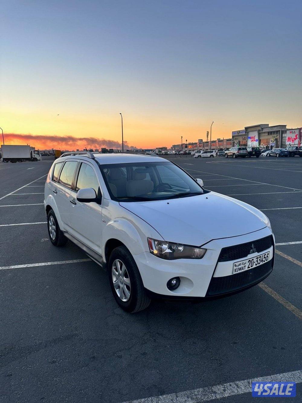 للبيع ميتسوبيشي اوتلاندر - موديل 2012 - العداد 150 الف -7