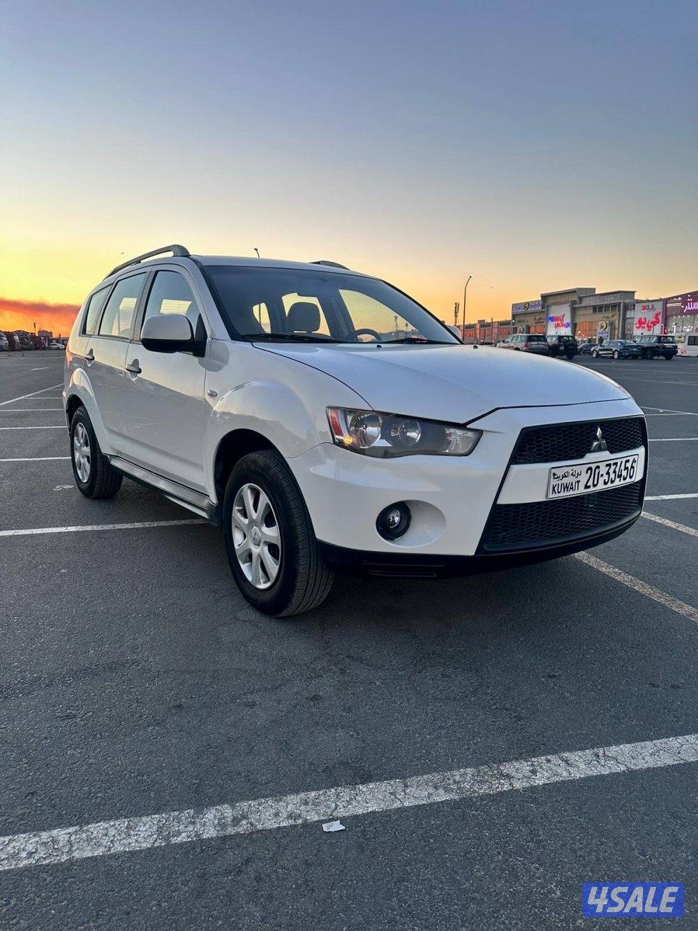 للبيع ميتسوبيشي اوتلاندر - موديل 2012 - العداد 150 الف -6