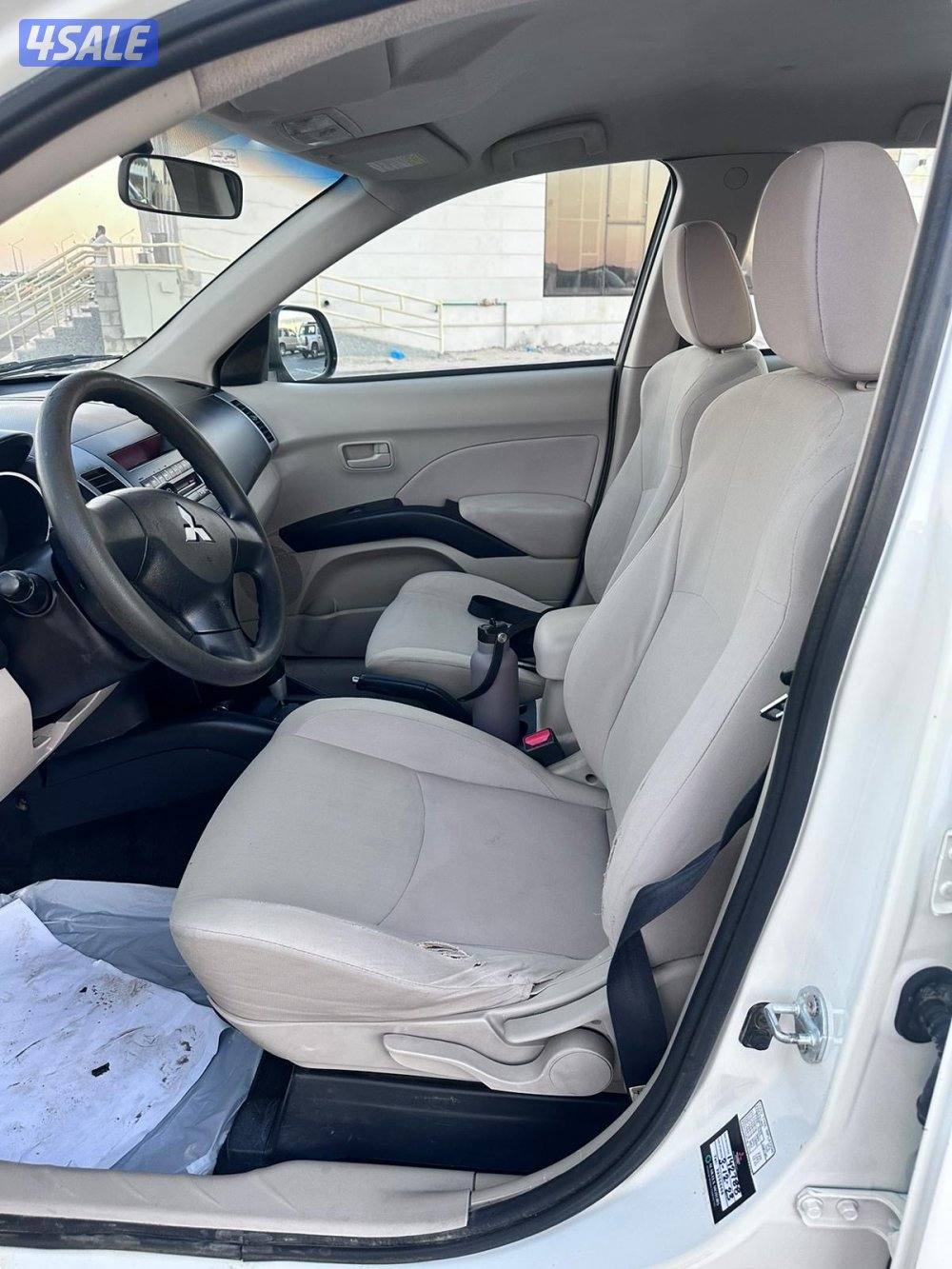 للبيع ميتسوبيشي اوتلاندر - موديل 2012 - العداد 150 الف -9