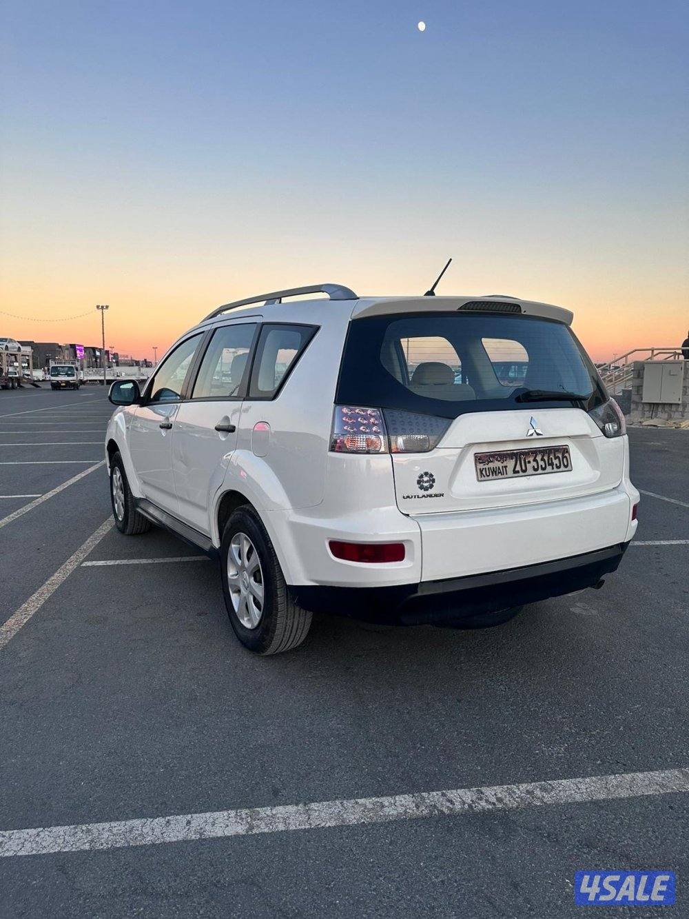 للبيع ميتسوبيشي اوتلاندر - موديل 2012 - العداد 150 الف -2