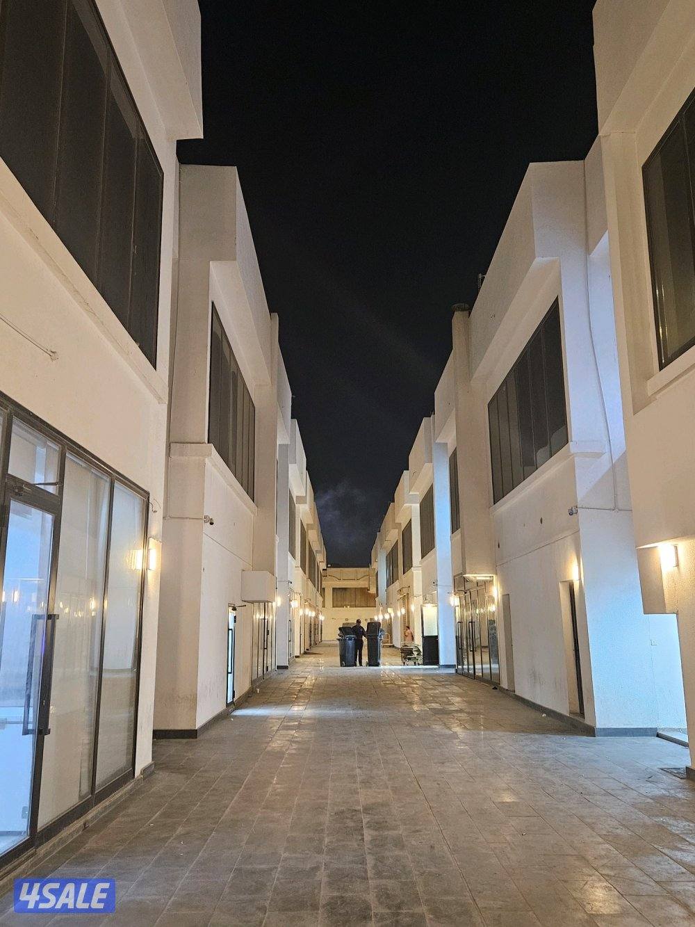 محل وطابق في شارع الكهرباء في أسواق القرين بناية جديدة2