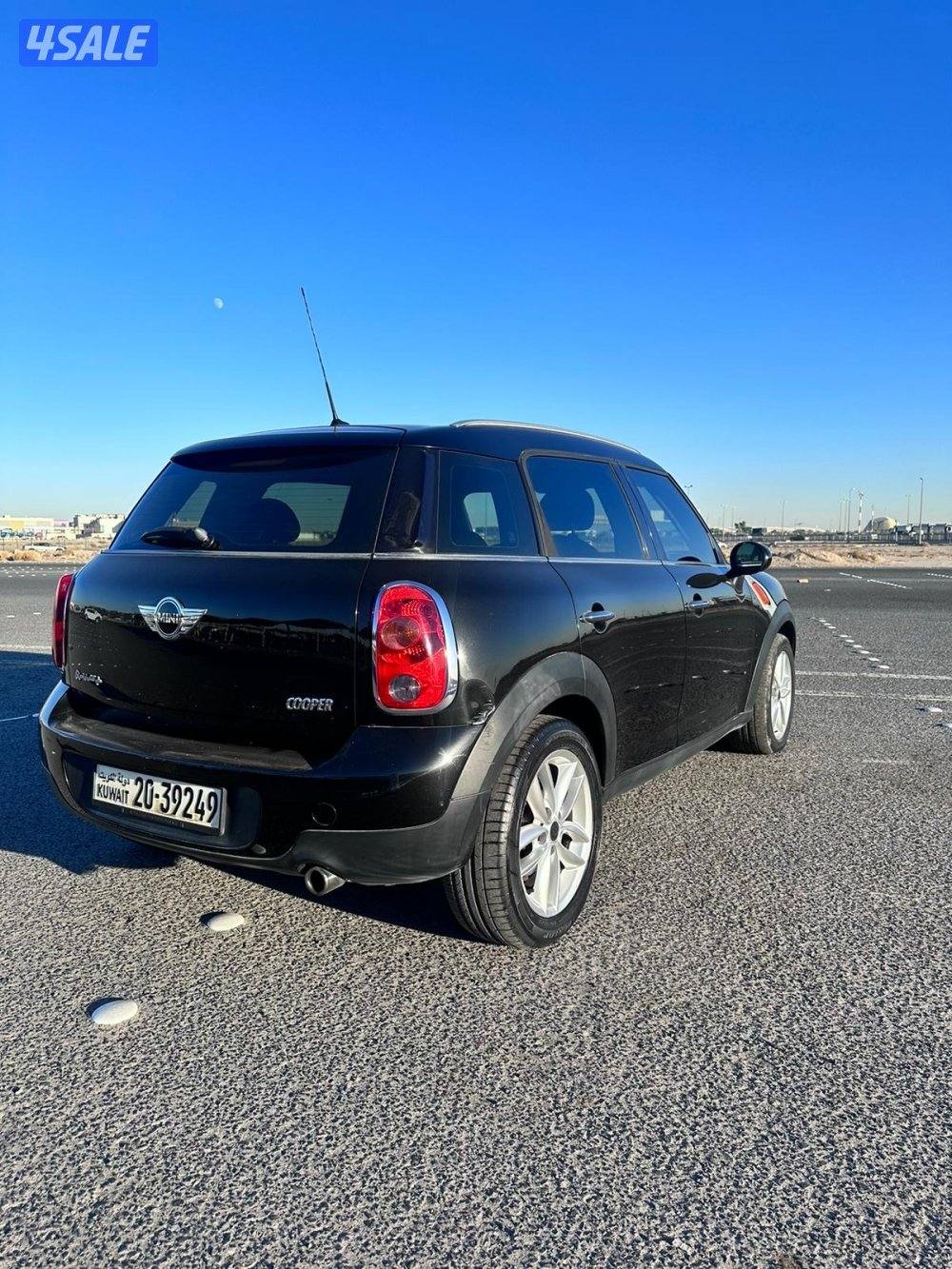 ميني كوبر موديل 2012 عداد 1203