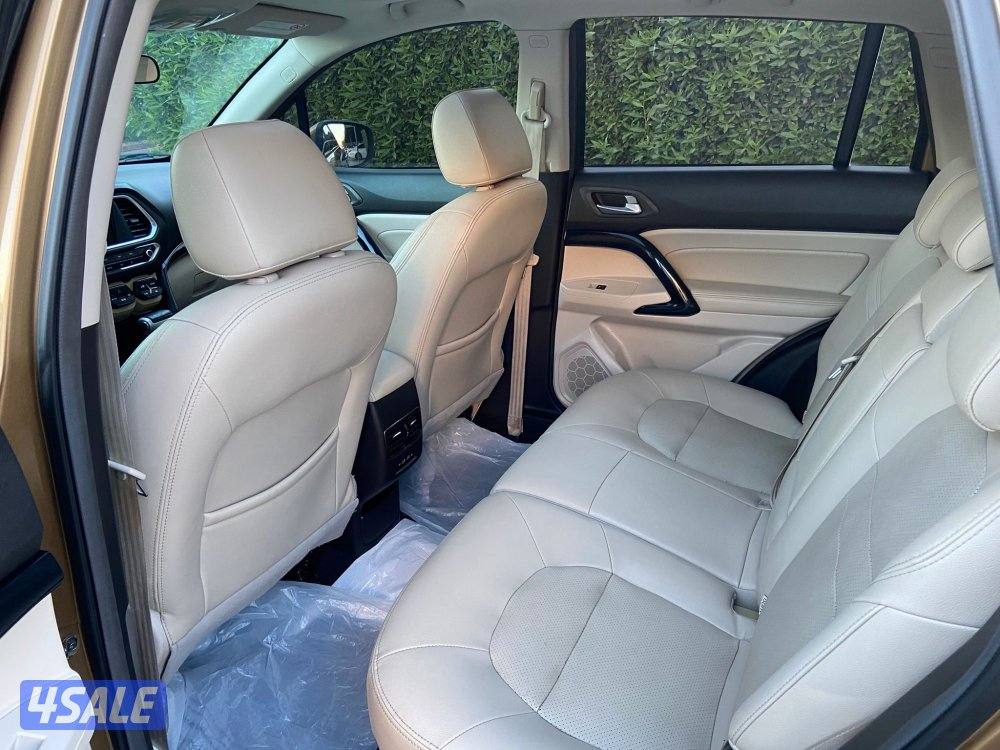 بحاله ممتازه موديل 2019 صبغ وكاله الدرجه الاولي جلد عداد 99.000 km12