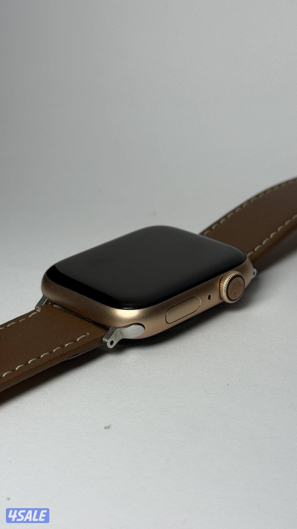 Apple watch 4 rosegold1