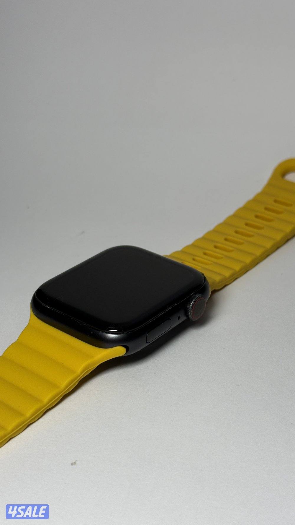 ساعة ابل الجيل الخامس مقاس ٤٤ مع شريحة1