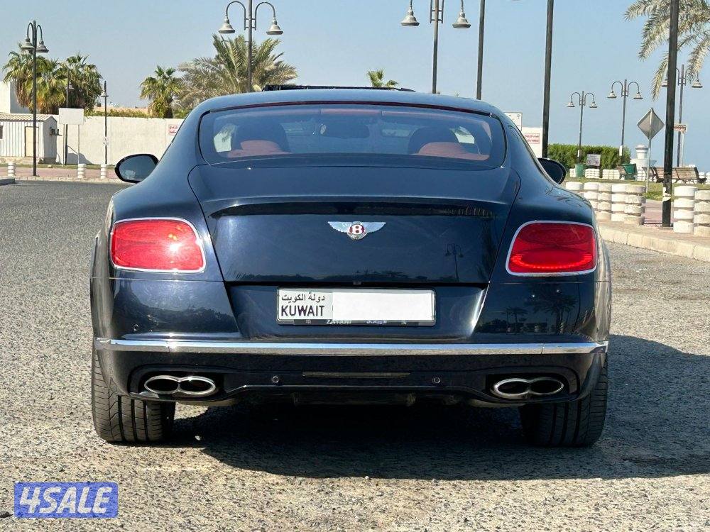 بنتلي GT8
موديل 2016
8 سلندر
عداد: 85 الف7