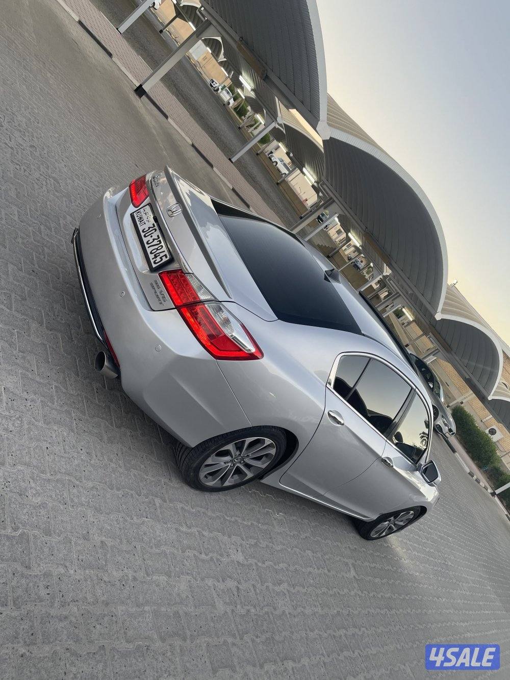 للبيع اكورد 20133