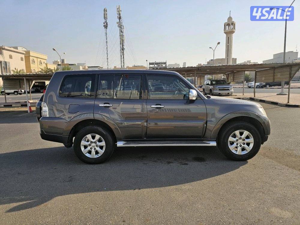 Mitsubishi Pajero GLS 20181