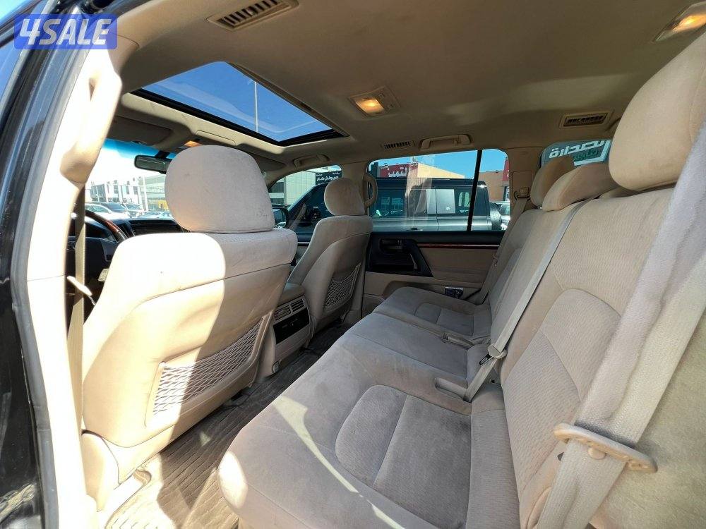 لاندكروزر GXR V86