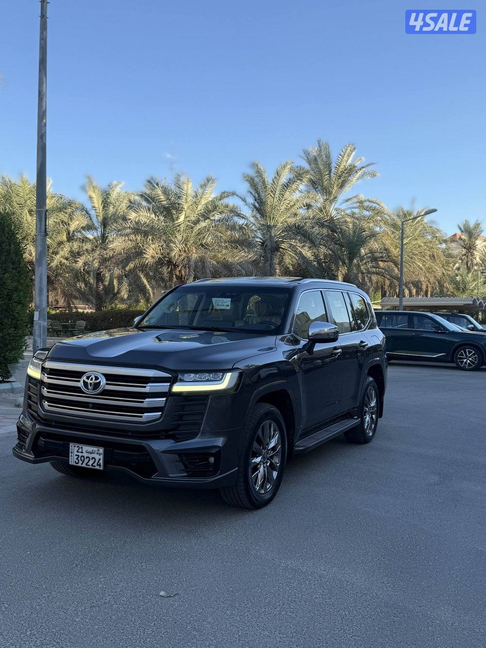 تويوتا لاند كروزر وارد الساير VX AEROS1