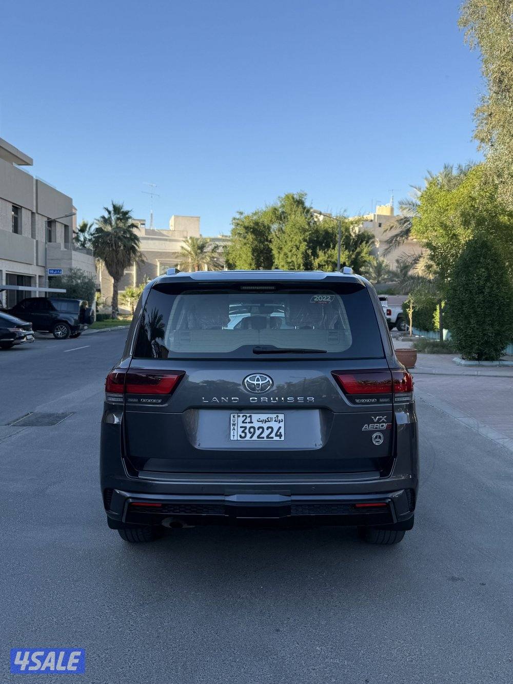 تويوتا لاند كروزر وارد الساير VX AEROS3