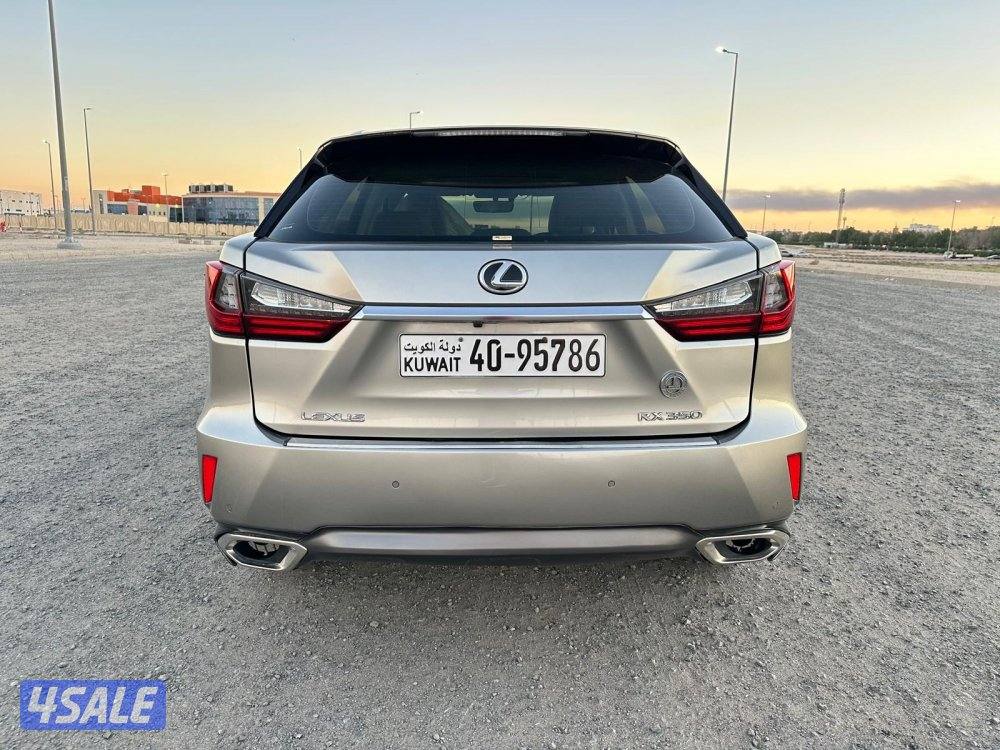 لكزس RX 350 موديل ٢٠١٧ في قمة النظافة3